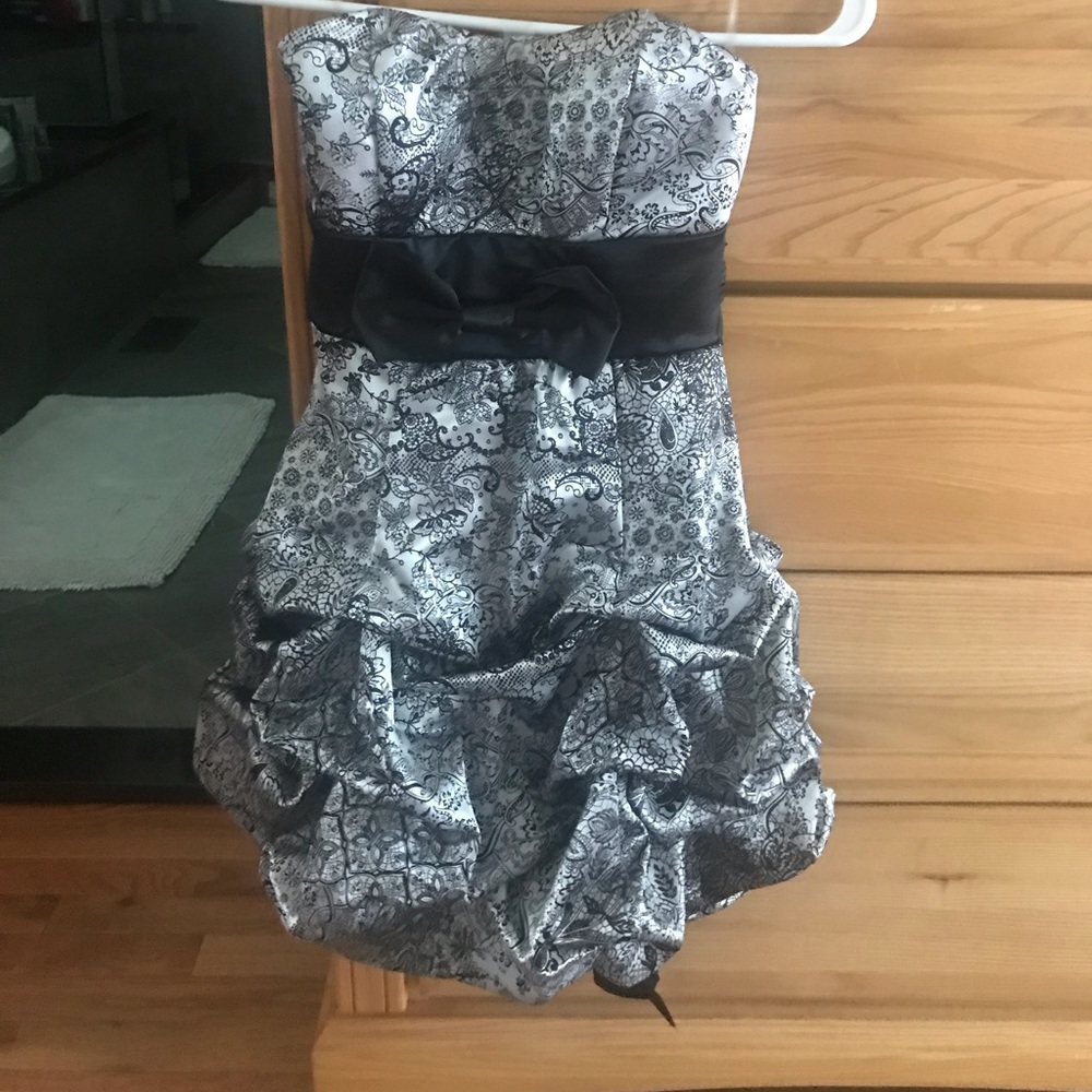 Ruby Rox strapless dress Size 3 junior